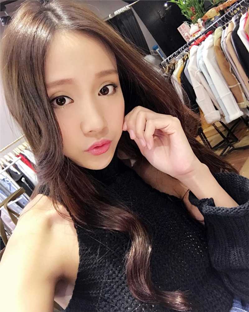 精选台湾美女罗依璇生活照甜美十足图册