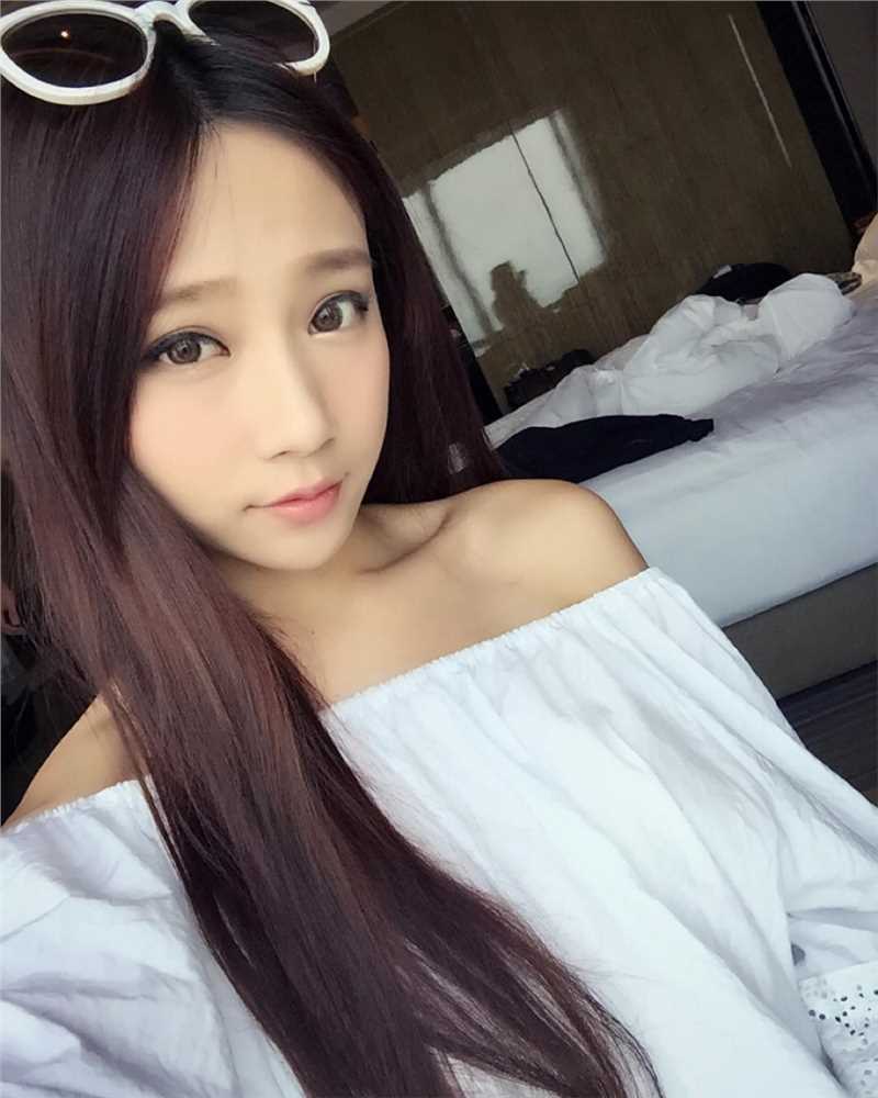 精选台湾美女罗依璇生活照甜美十足图册