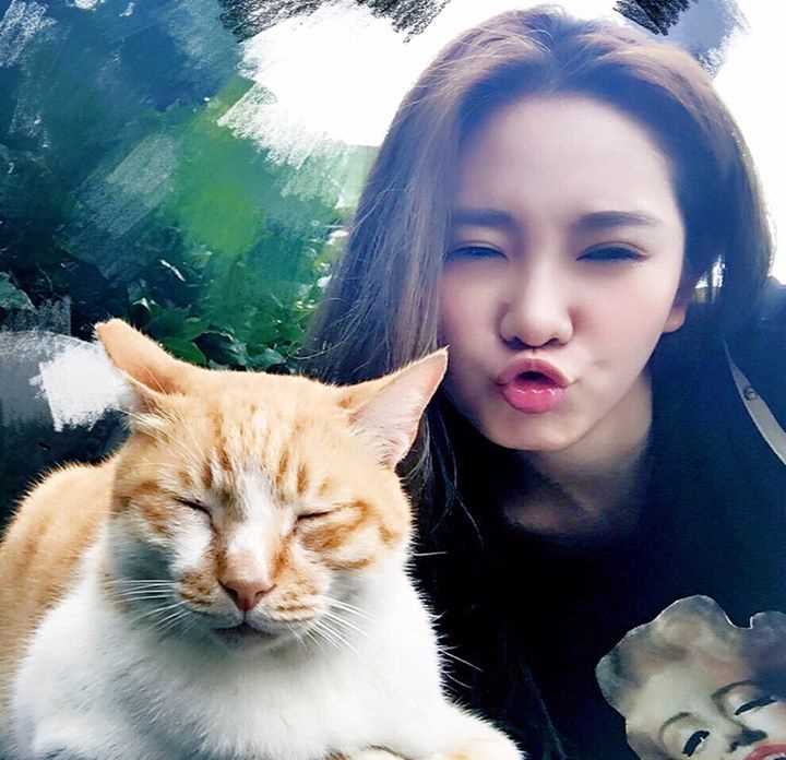 优质台湾美女黄钡铢生活照甜美迷人相册