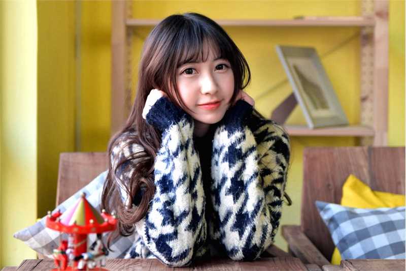 精选甜美女孩冬季生活可爱迷人图册