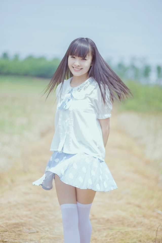 最全日系美女户外短裙笑容甜美迷人相册