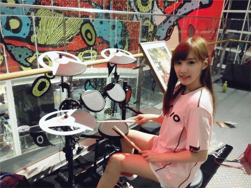 甜美可爱女生小苹果(郑裕蓁)图片合辑