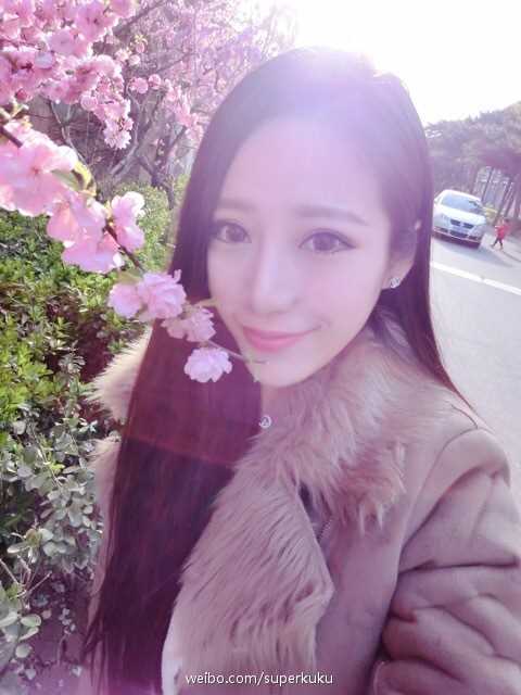 精选甜美系女生洪毓Kuku图片图册