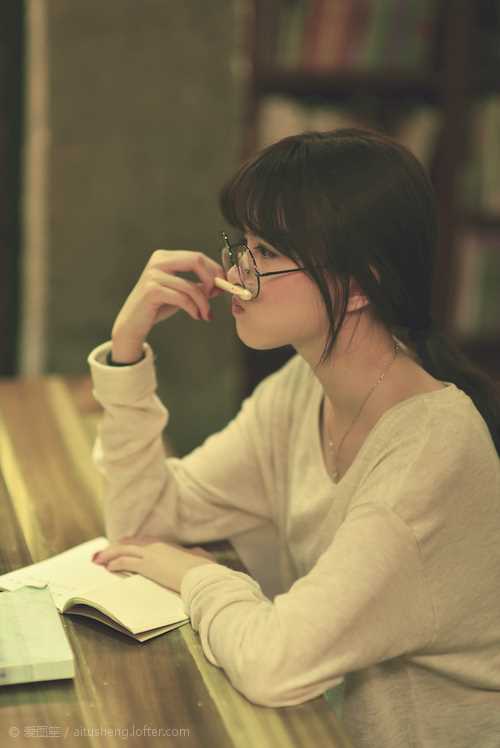 优质唯美小清新甜美女生图片相册