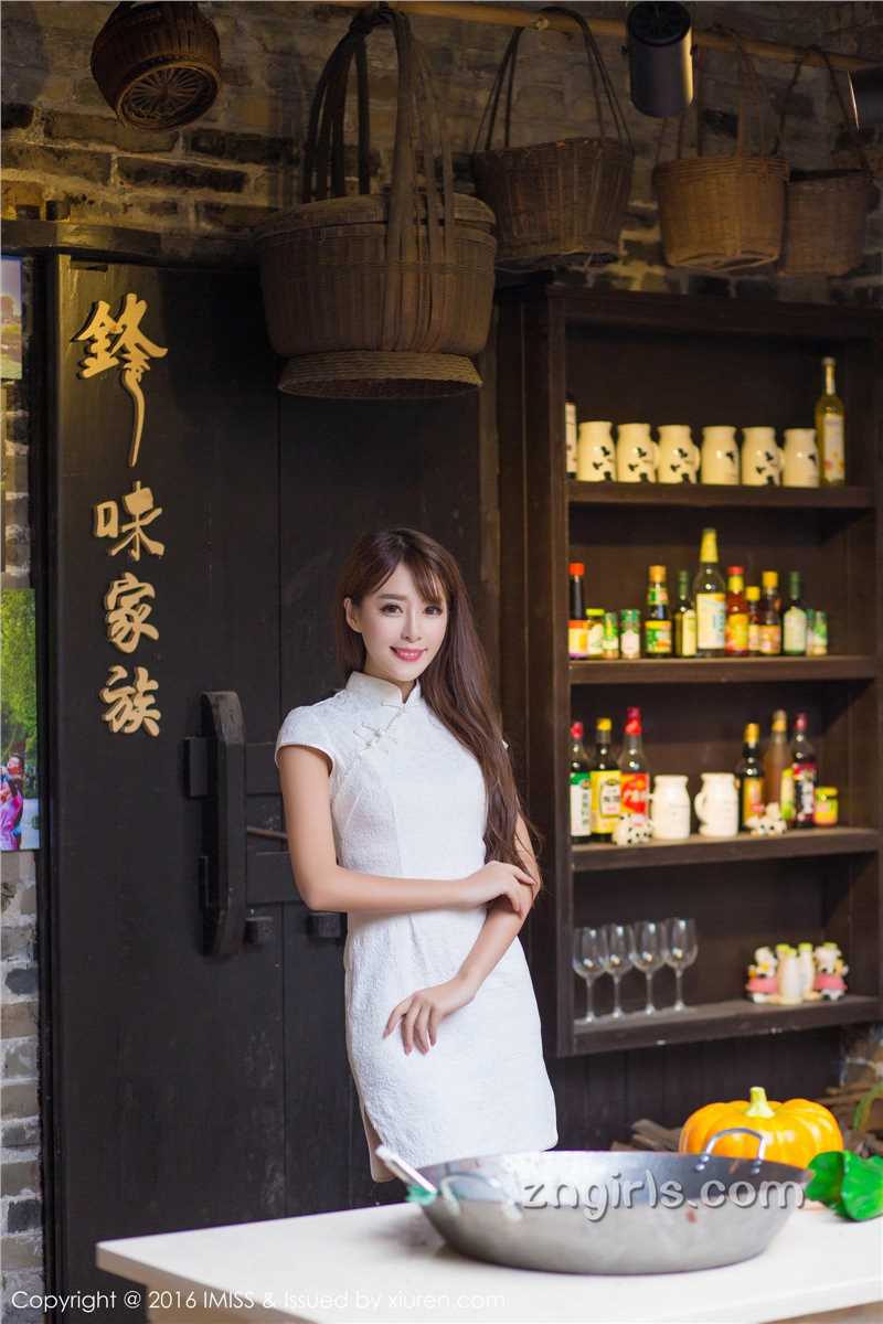 高清古典美女爱蜜社谭小雅携王曼妮甜美迷人图集