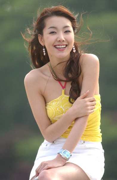 甜美的韩国学妹唯美清纯