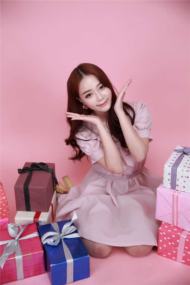 最全韩国美眉韩智妍甜美惹人爱壁纸
