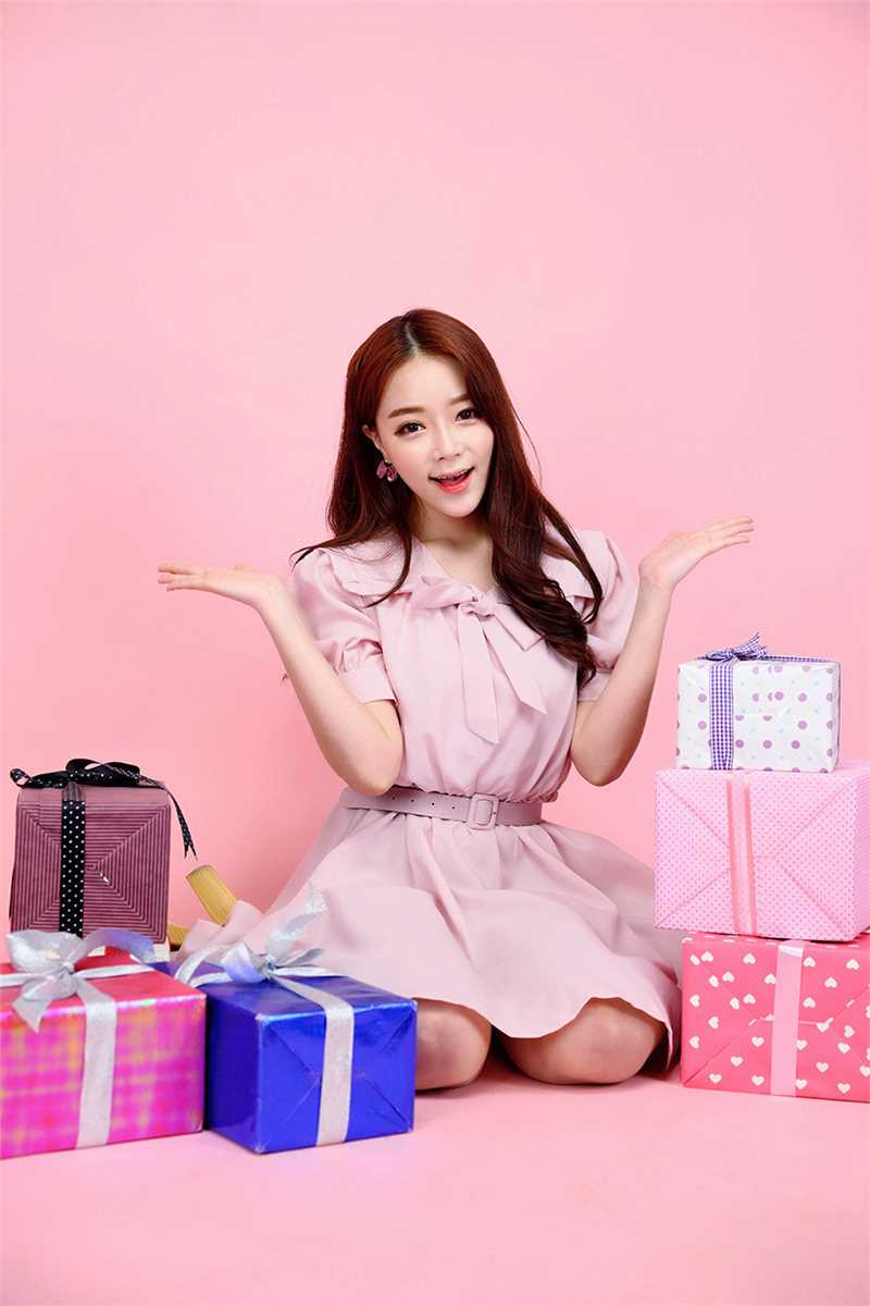 最全韩国美眉韩智妍甜美惹人爱壁纸