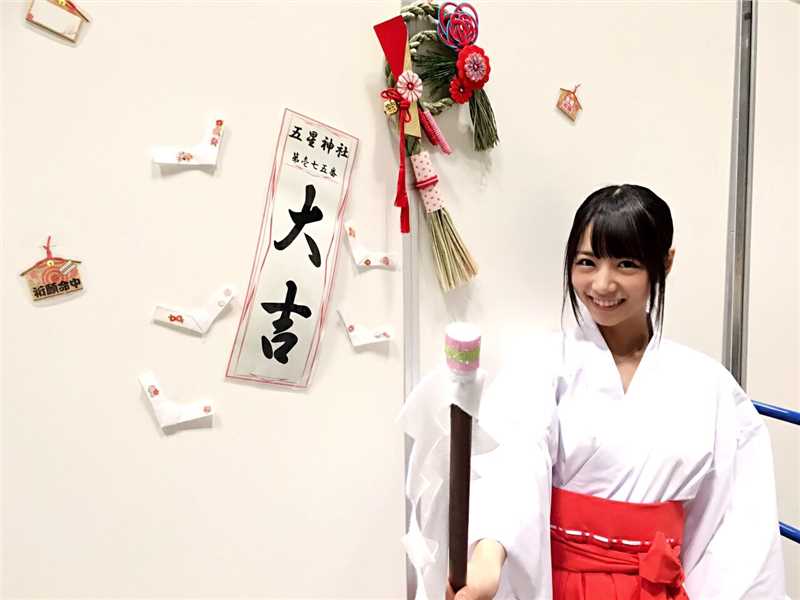 优质日本可爱美女北野日奈子甜美外拍照相册