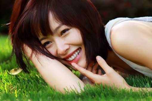 优质青春期甜美女孩唯美迷人外拍照图片