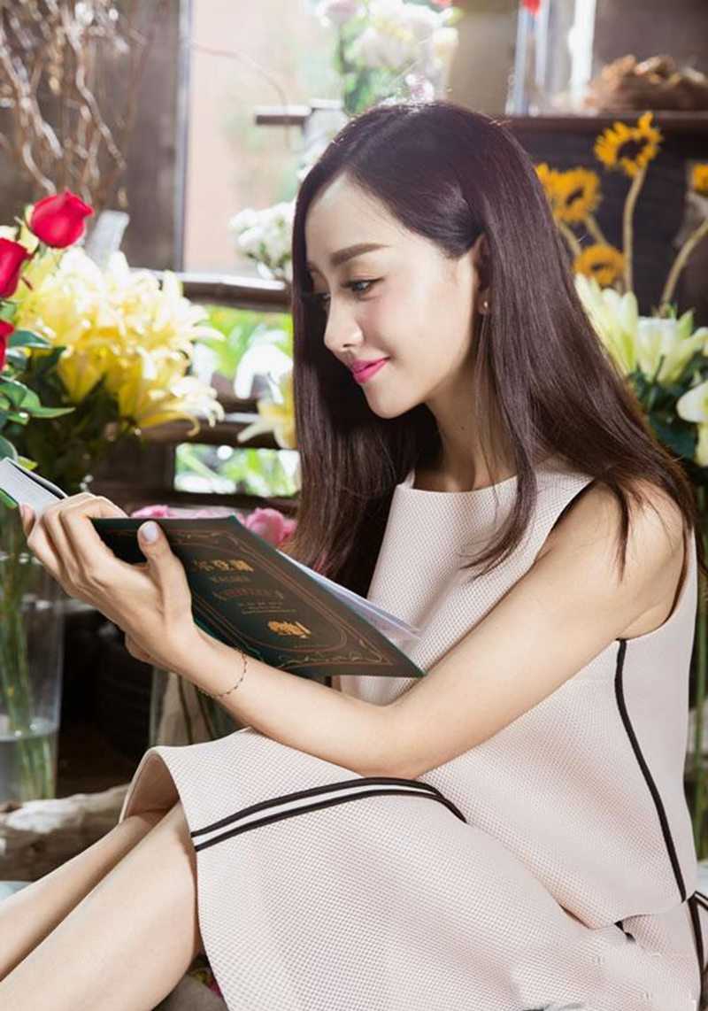 最新甜美女孩杨蓉高清气质壁纸