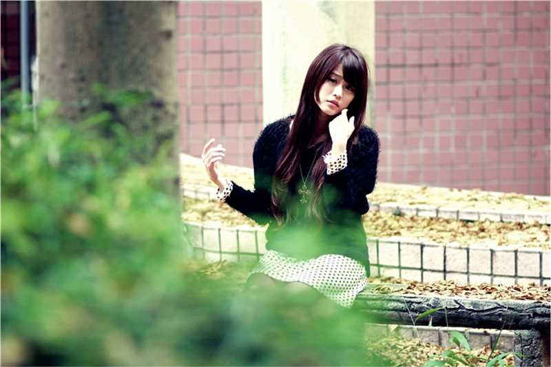 台湾萌妹子渔瑄校园甜美外拍