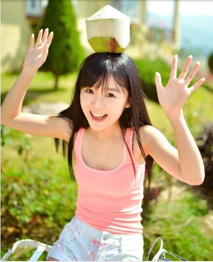 特别专辑甜美女孩宋伊人高清照图片