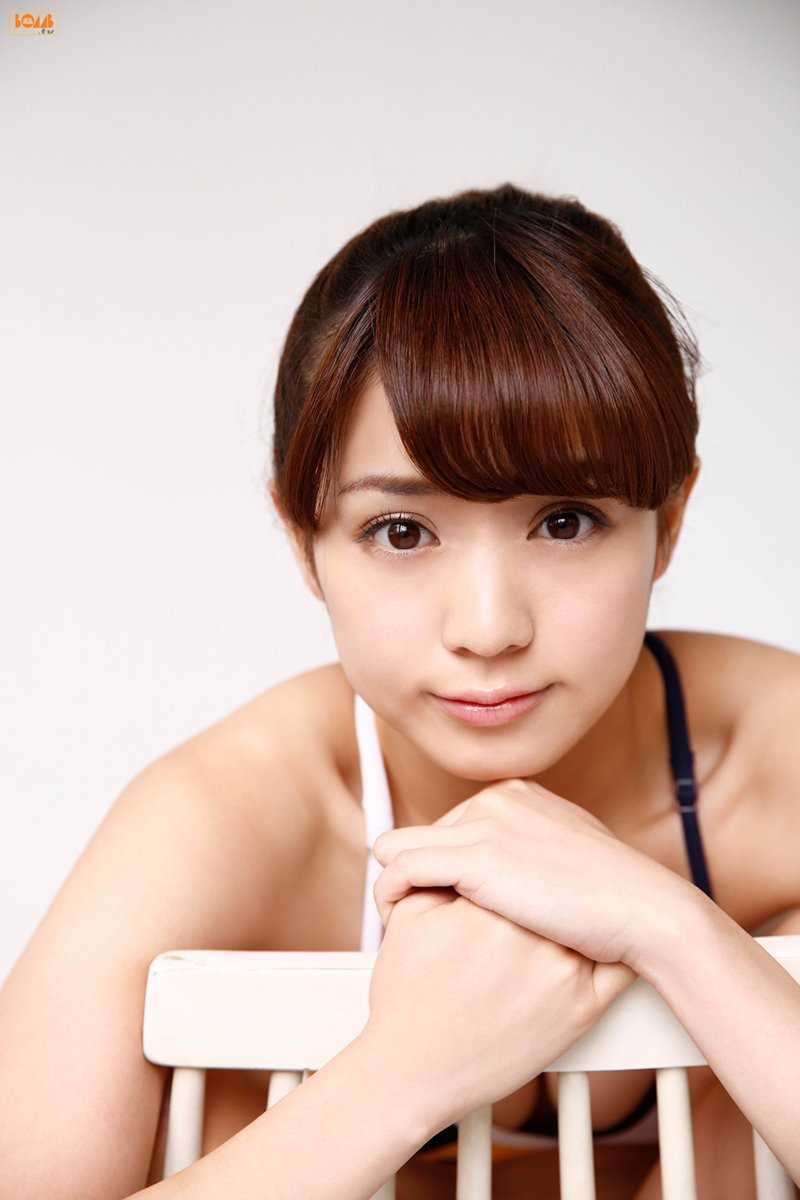 最新甜美女孩奥仲麻琴性感美胸私房照图集