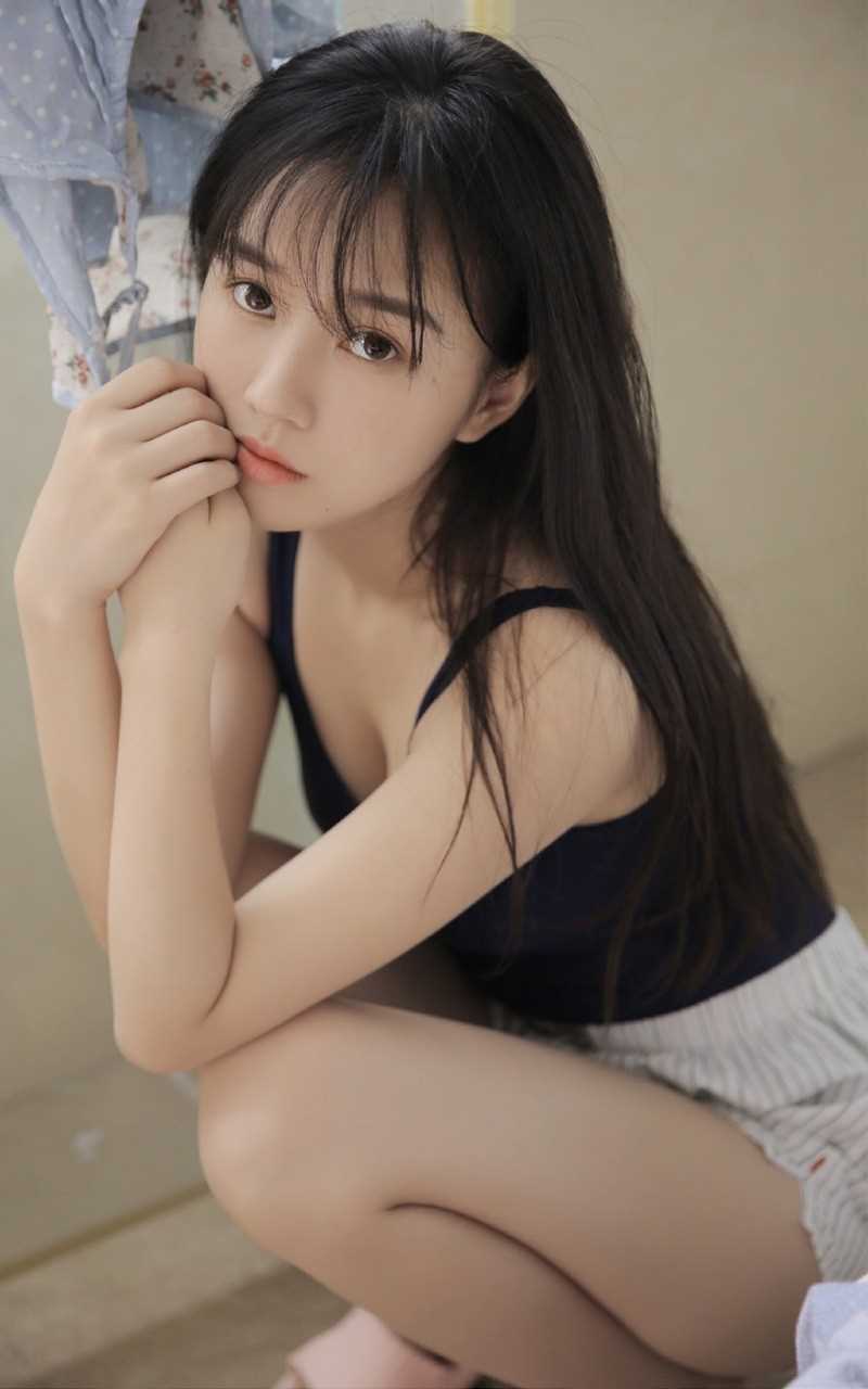 特别专辑宅男女神居家内衣未成年少女更衣室勾人图片