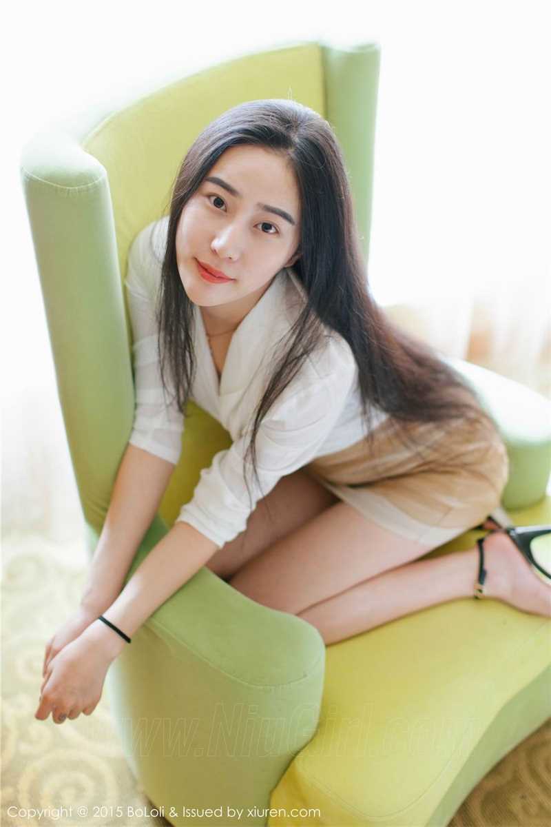 最新宅男女神安兔子性感翘臀图集