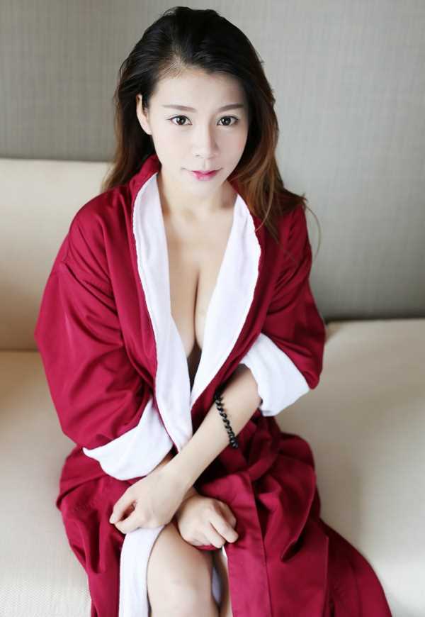 最全宅男女神嘉宝贝儿性感美胸私房照相册