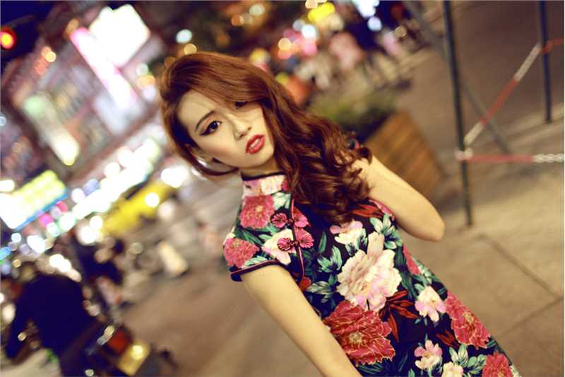 高清性感红唇旗袍美女高清图集