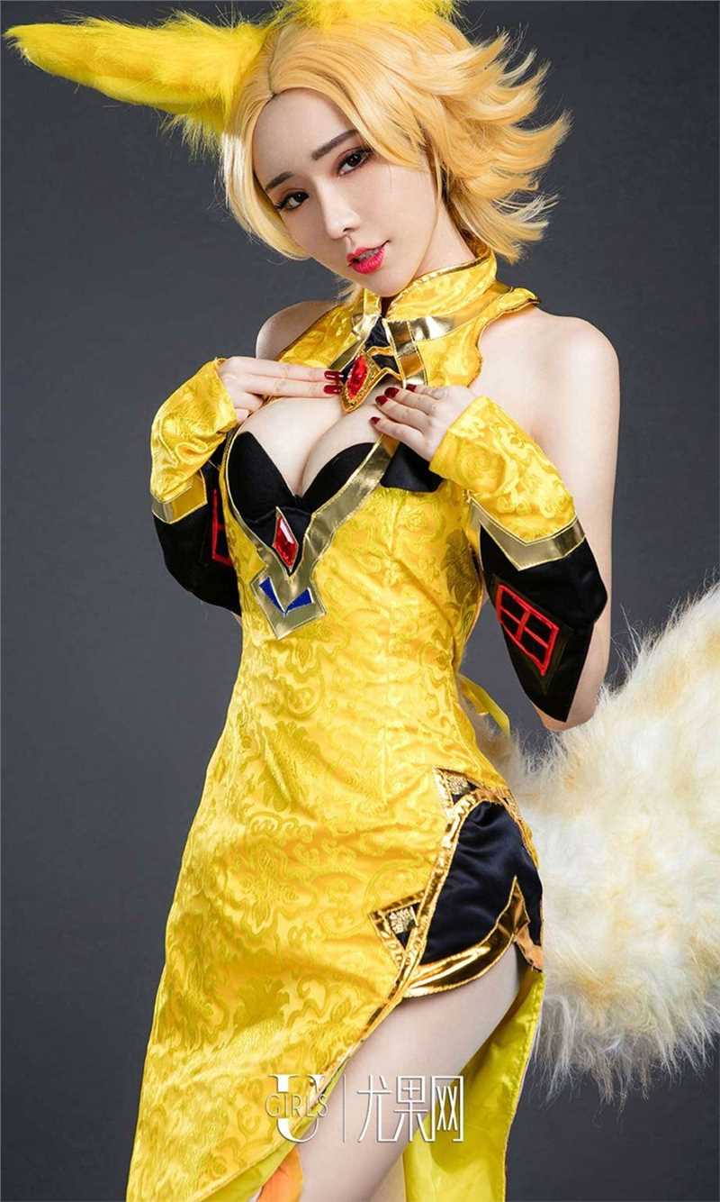 优质性感美女萌琪琪cosplay酥胸诱人相册