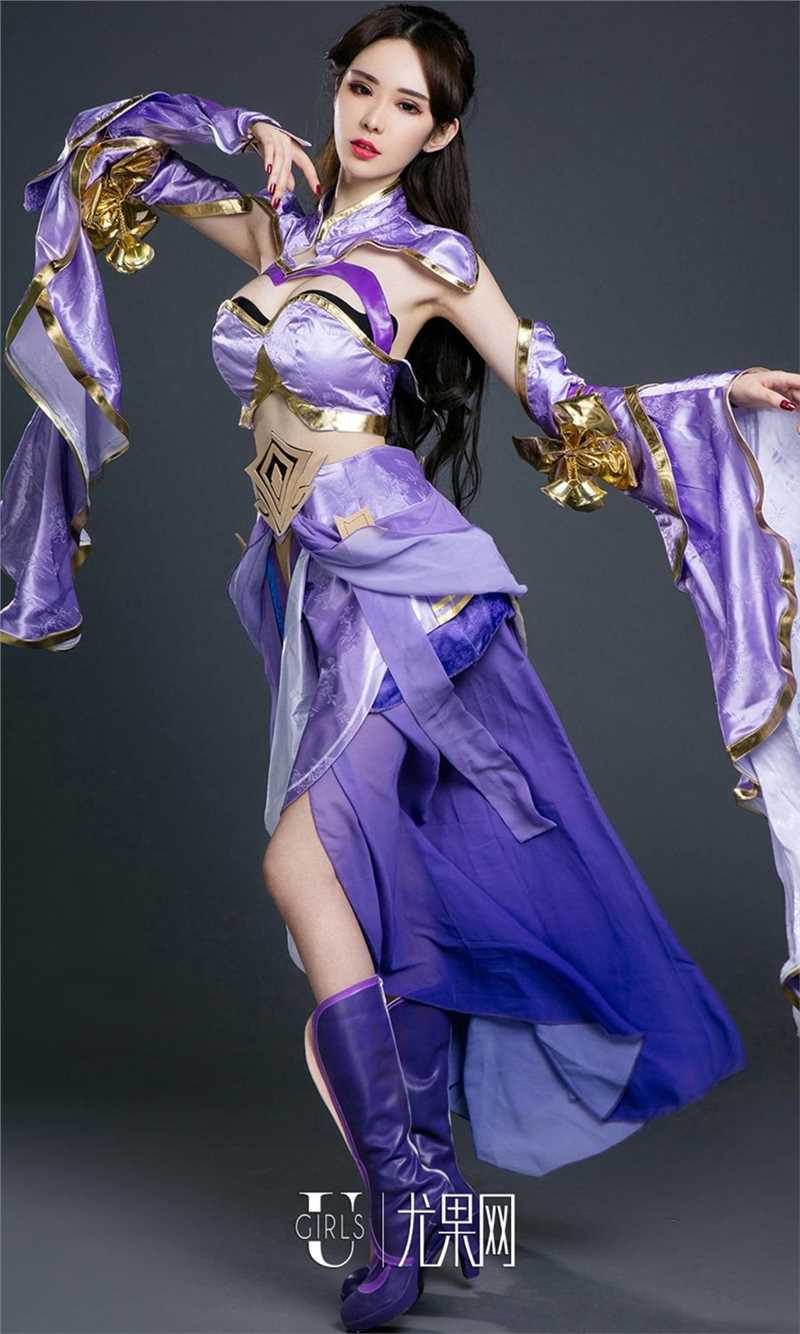 优质性感美女萌琪琪cosplay酥胸诱人相册