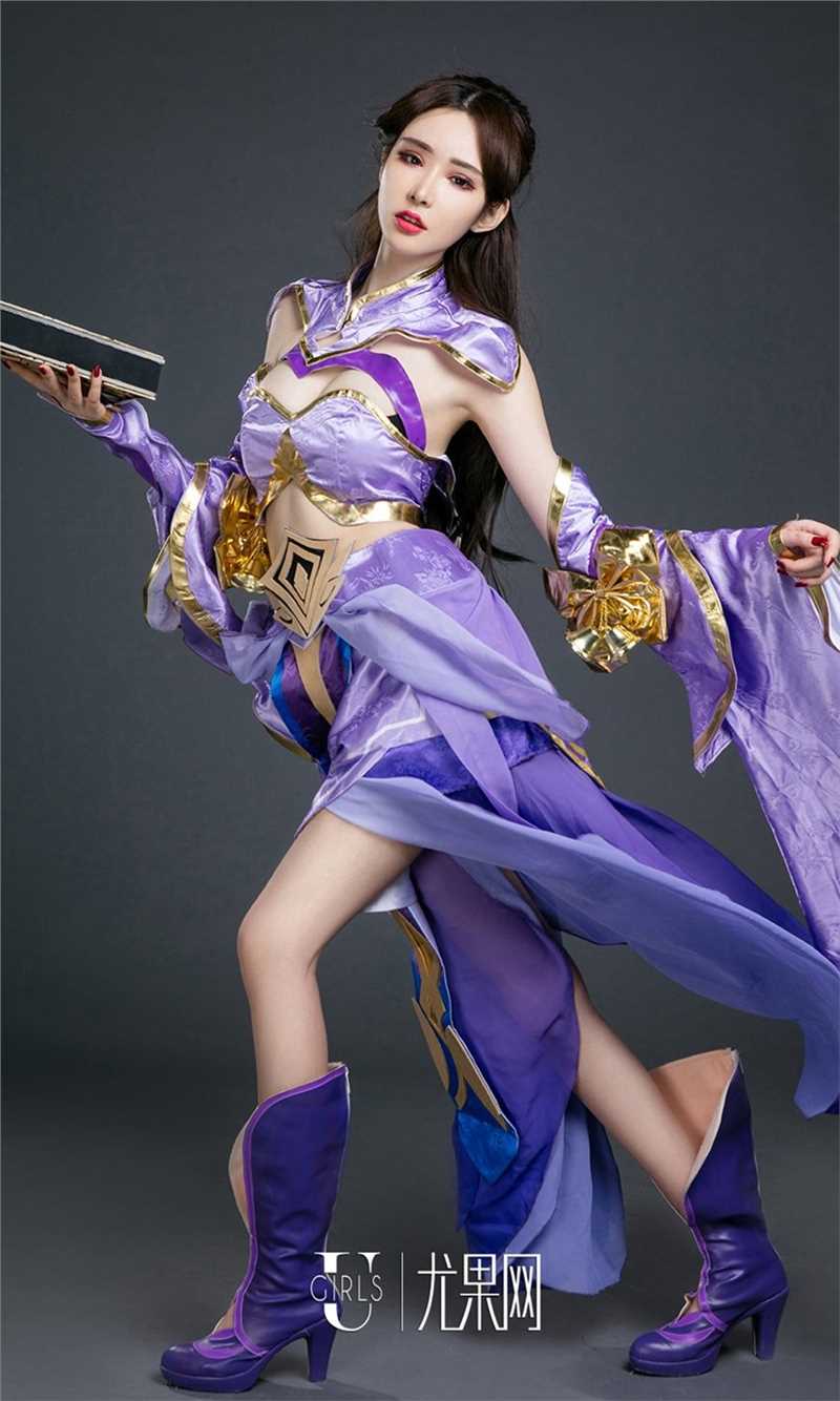 优质性感美女萌琪琪cosplay酥胸诱人相册