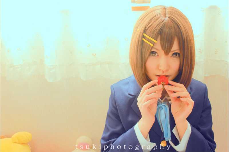 最全轻音少女cosplay显甜美笑容相册