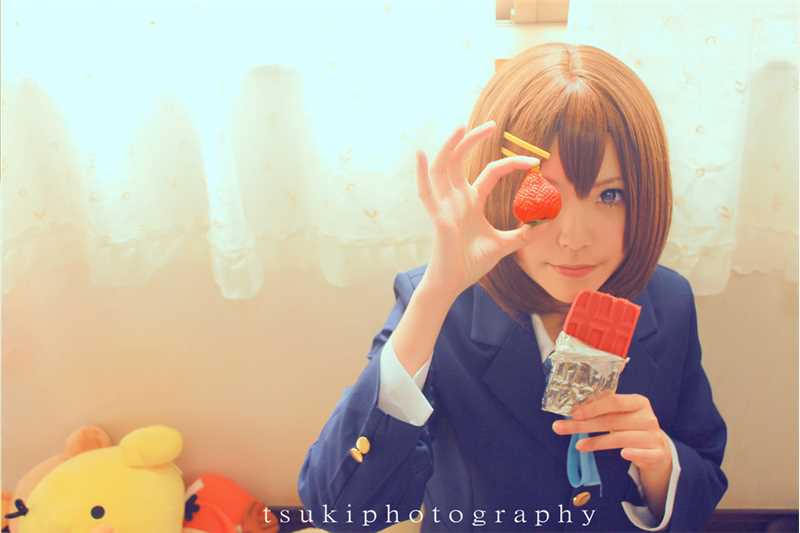 最全轻音少女cosplay显甜美笑容相册