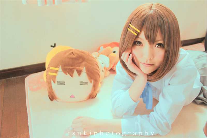 最全轻音少女cosplay显甜美笑容相册