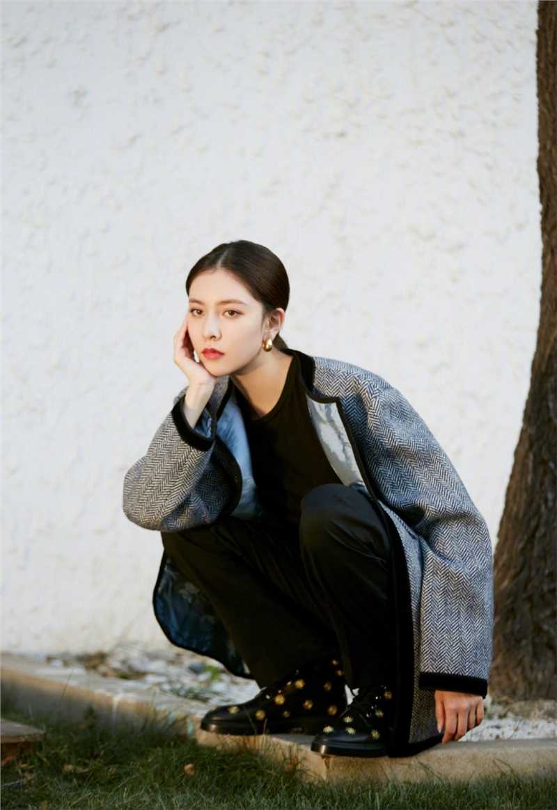 精选背头美女宋妍霏知性气质街拍时尚图片图册