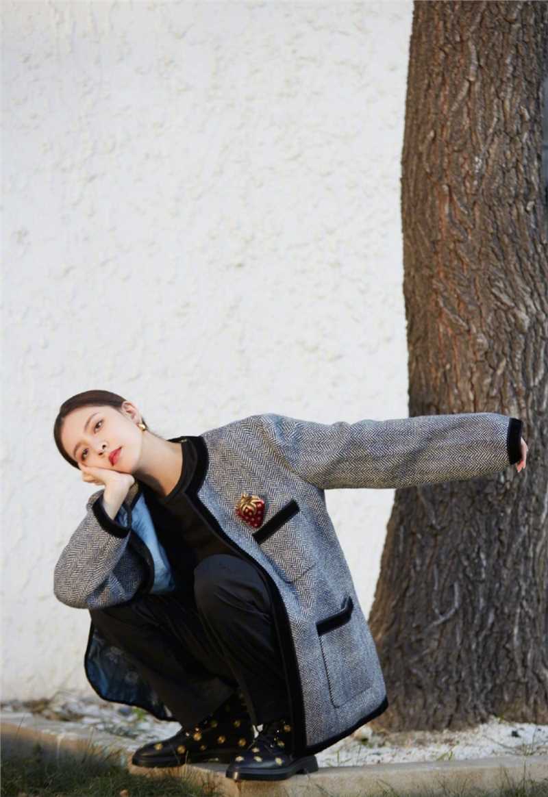 精选背头美女宋妍霏知性气质街拍时尚图片图册