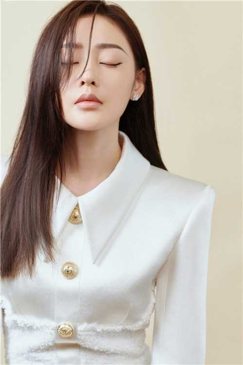 最全忧郁气质美女张天爱简约时尚长腿御姐个人图片壁纸