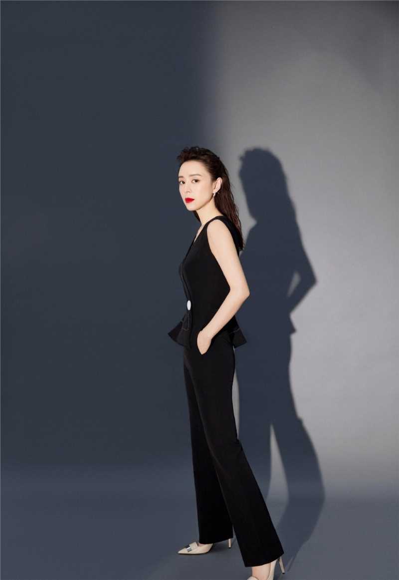 特别专辑成熟事业型美女张静初惹火长腿魅力时尚图片图片