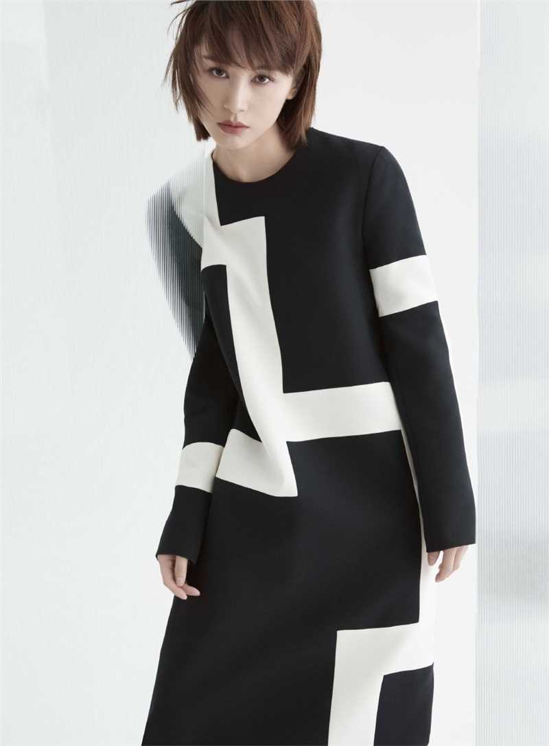 最新帅气美女御姐王子文时尚惹火神态图片壁纸