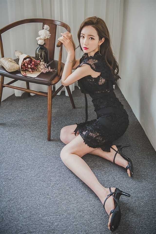 特别专辑韩国时尚杂志美女深沟御姐气质人体艺术图片图片