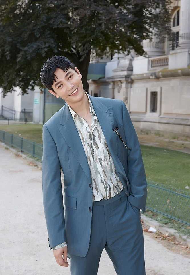 精选短发帅哥孙坚时尚杂志图片图册