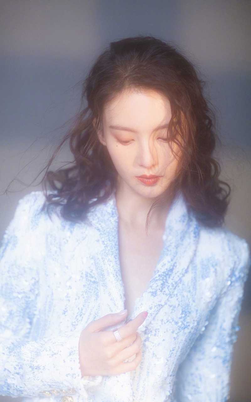 高清风情靓丽时尚美女金晨冷艳明星极品尤物图库图集