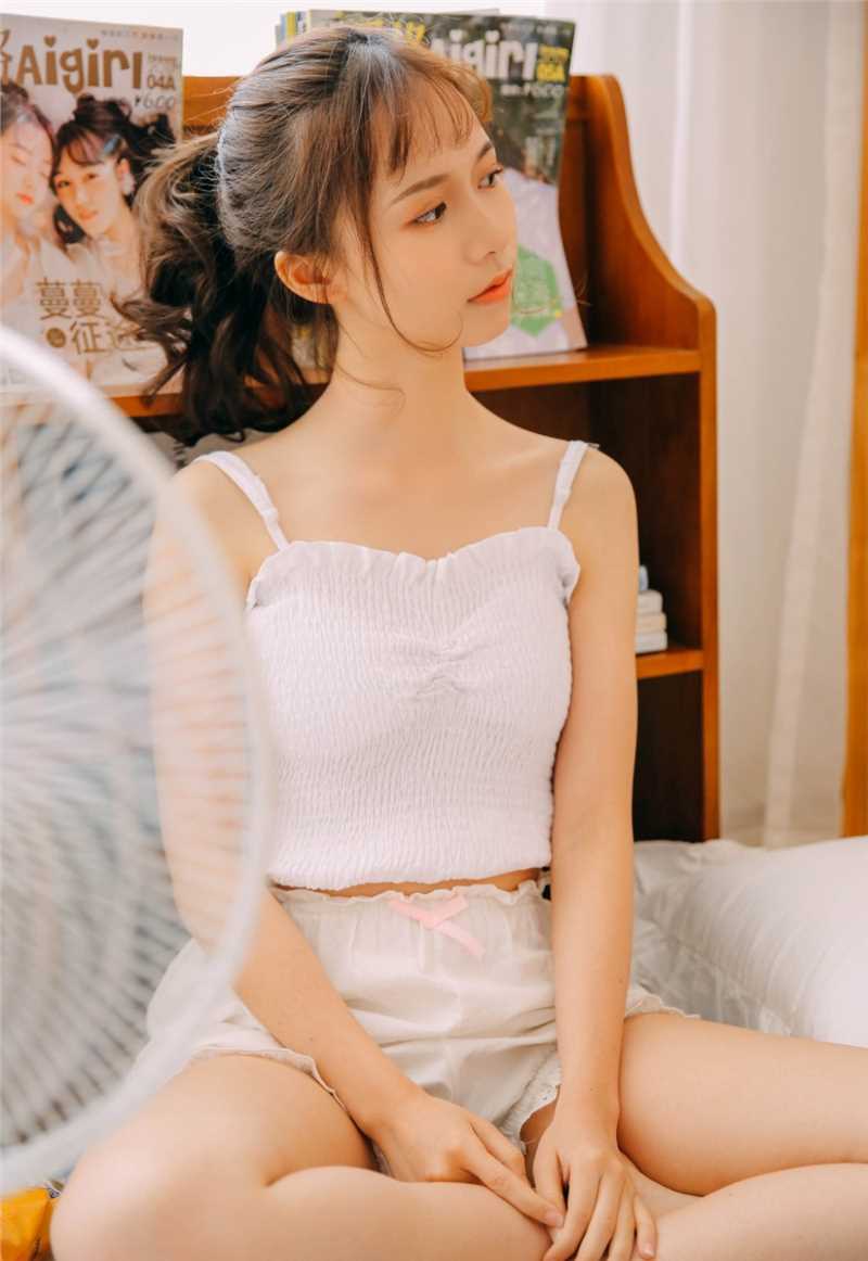 特别专辑潮流时尚模特吊带背心甜美冷艳美女