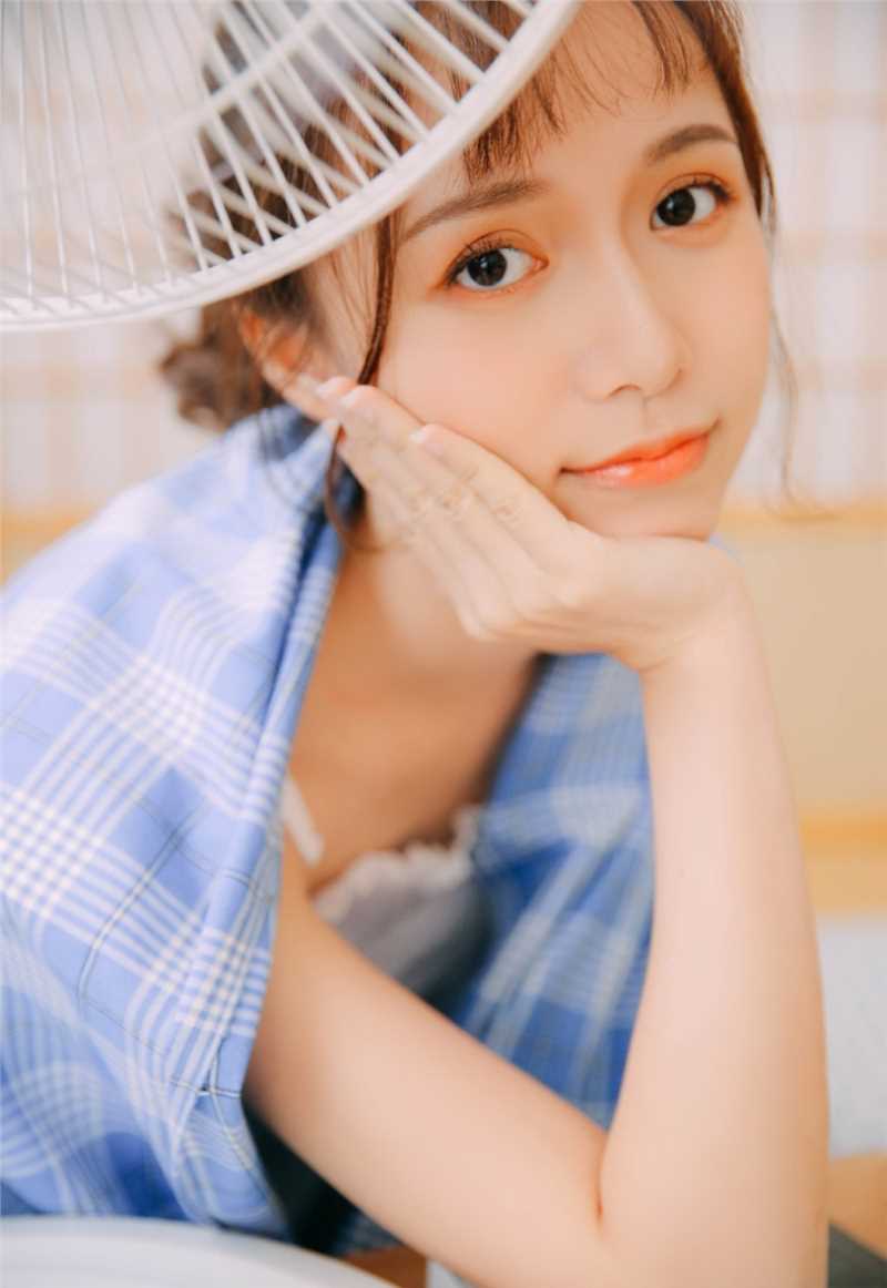 特别专辑潮流时尚模特吊带背心甜美冷艳美女