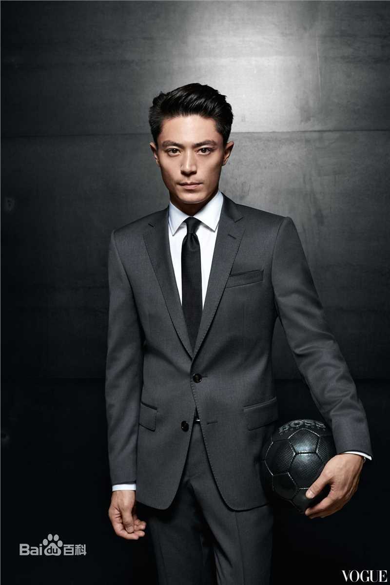 霍建华(Wallace Huo)VOGUE服饰与美容性感图片图集