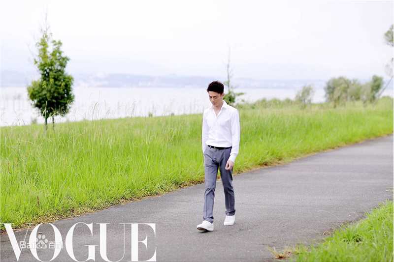 霍建华(Wallace Huo)VOGUE服饰与美容性感图片图集