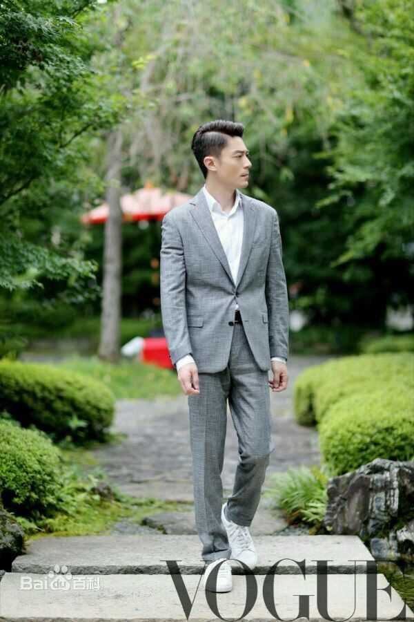 霍建华(Wallace Huo)VOGUE服饰与美容性感图片图集