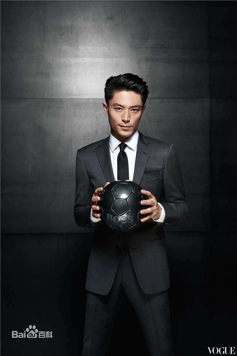 霍建华(Wallace Huo)VOGUE服饰与美容性感图片图集