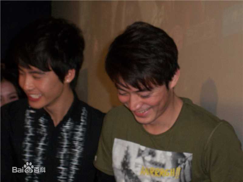 高清霍建华(Wallace Huo)在2010.12.30《怪侠一枝梅》上星深圳发布会中的图集