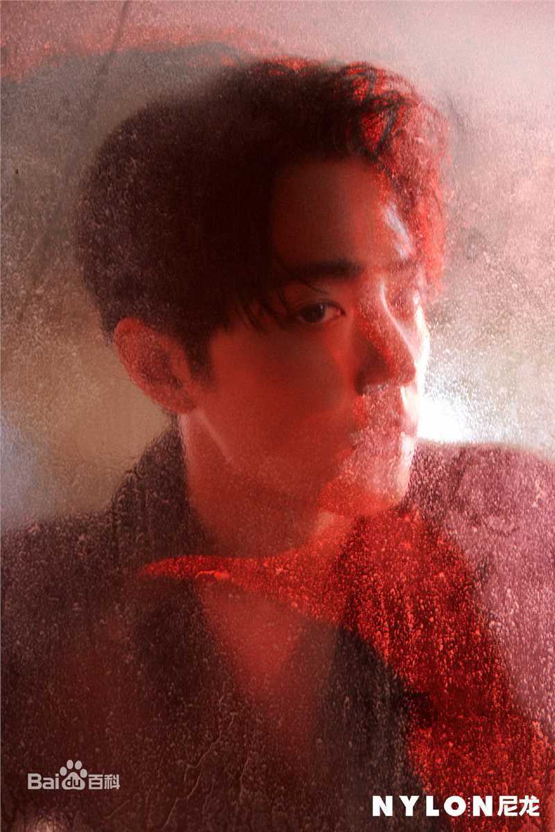 最优质肖战在《NYLON尼龙》中的相册