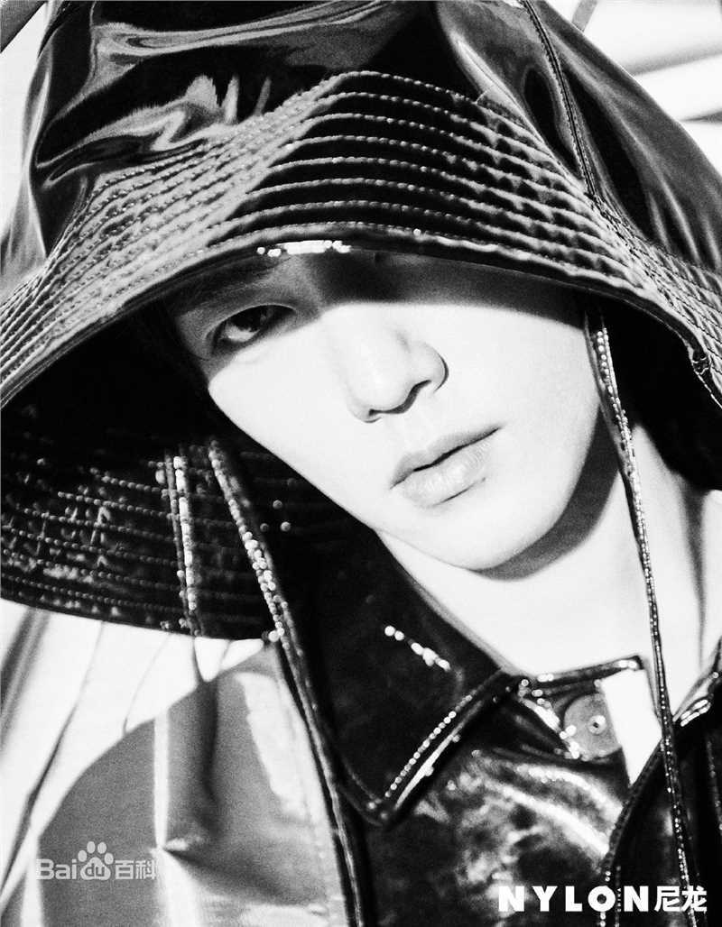 最优质肖战在《NYLON尼龙》中的相册