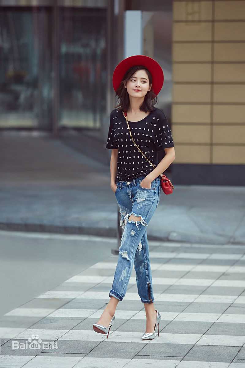 辛芷蕾(Xin Zhilei)街拍性感图片壁纸