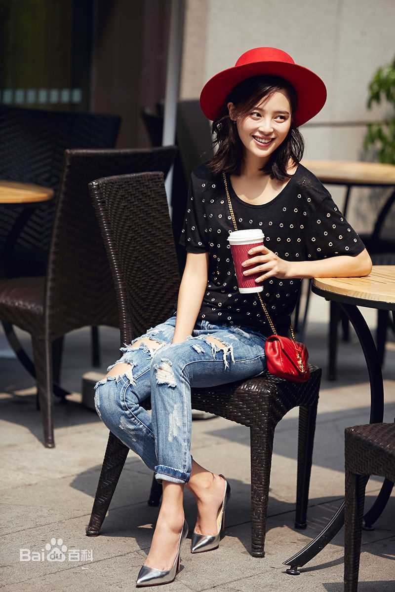 辛芷蕾(Xin Zhilei)街拍性感图片壁纸