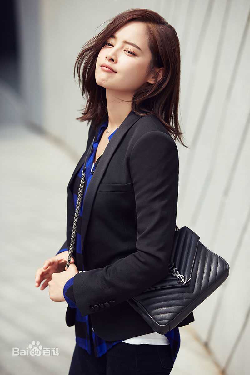 辛芷蕾(Xin Zhilei)街拍性感图片壁纸