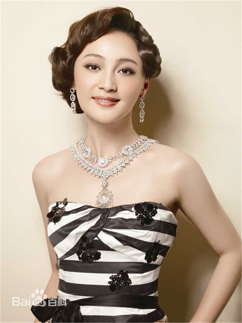 姚笛(Yao Di)最新拍摄杂志大片图集