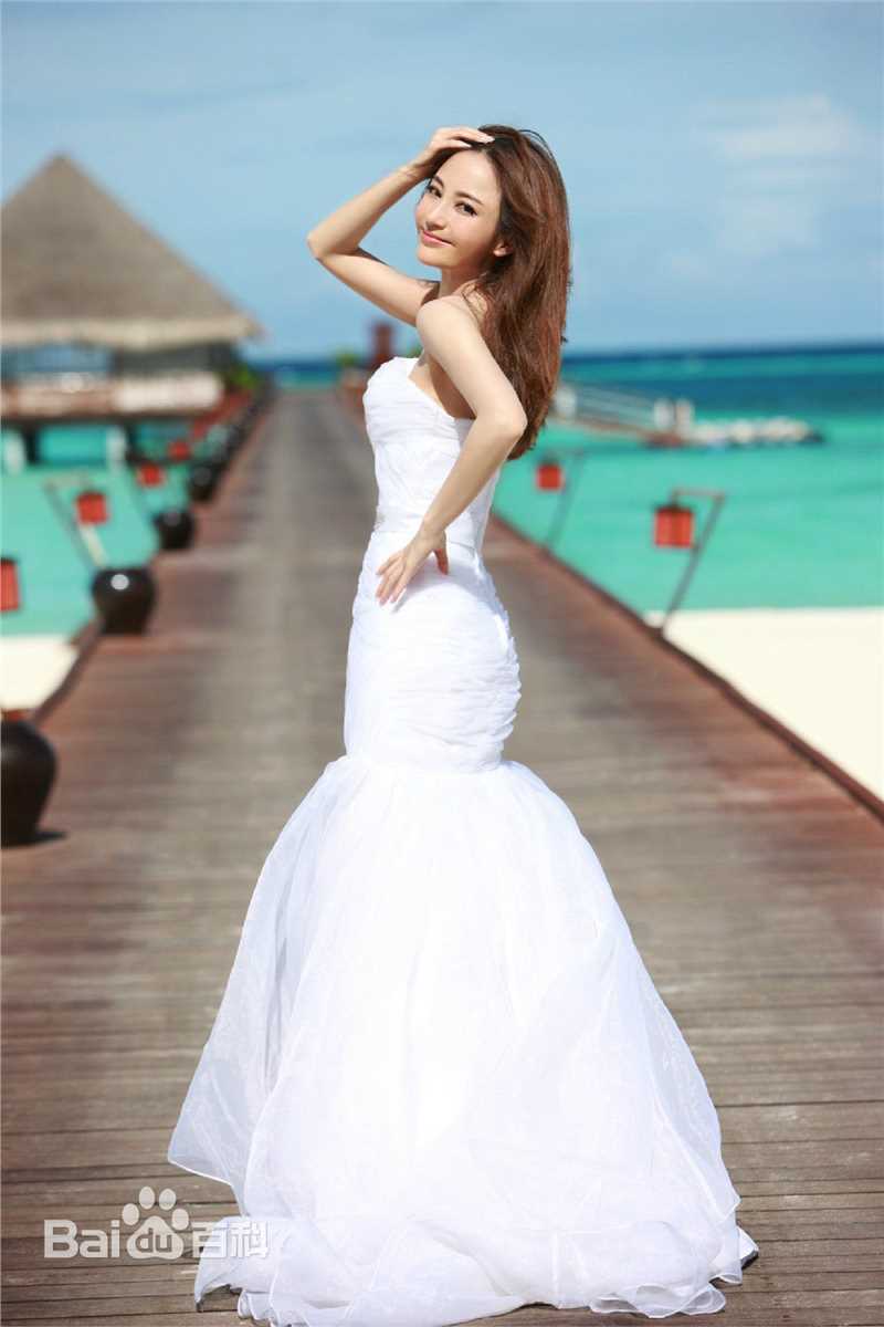 姚笛(Yao Di)最新拍摄杂志大片图集